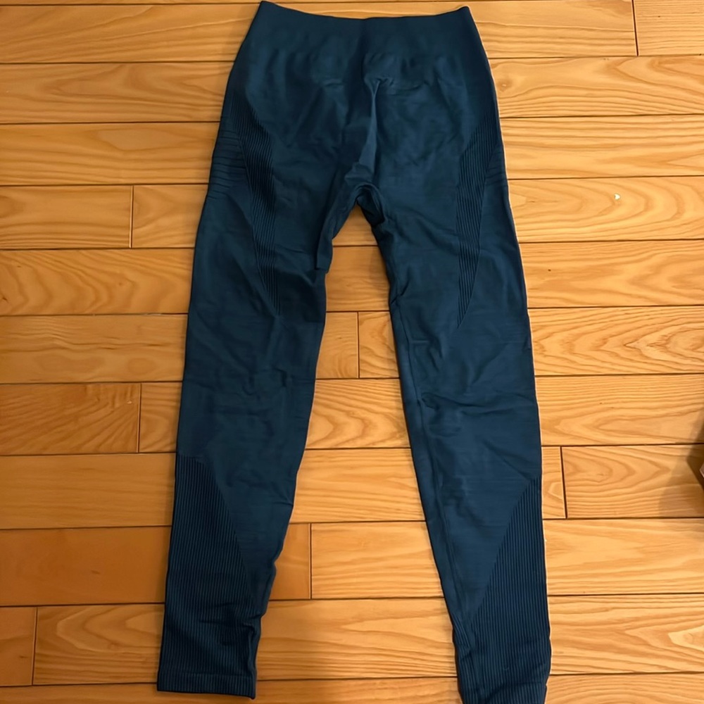Alphalete ozone legging